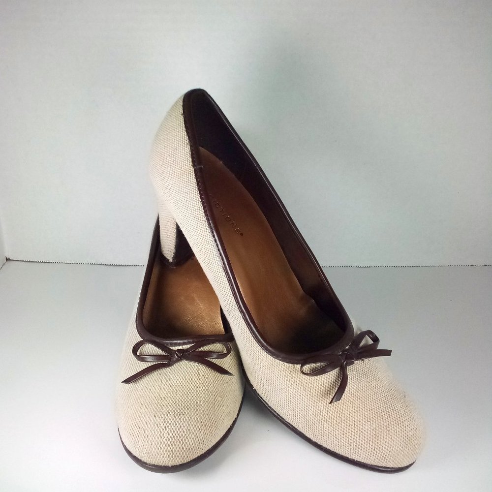 Predictions Womens Heel Shoes Size 7w